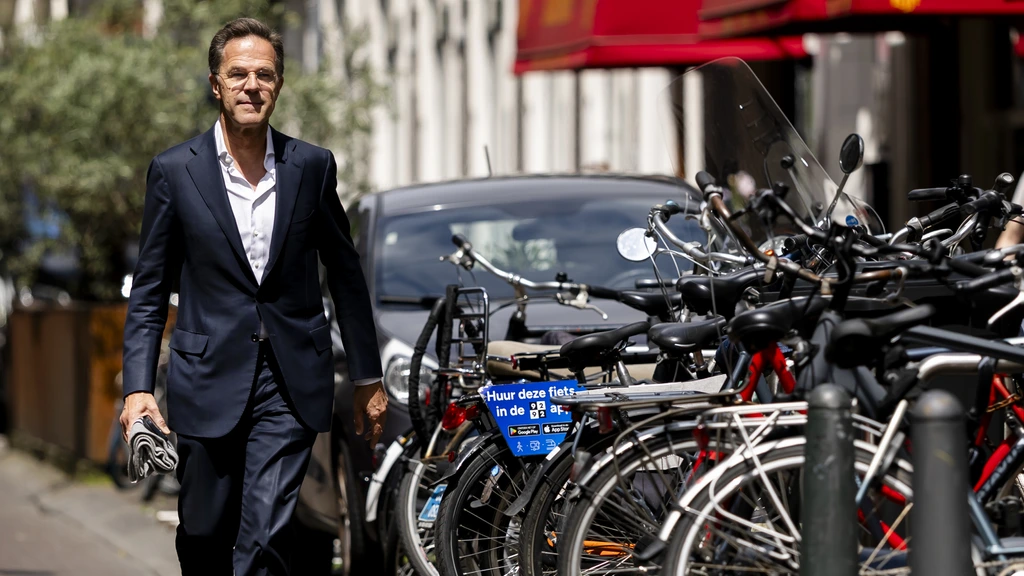 12/6 in Nieuwsuur: Coronaverhoor Rutte • Migratiepact • Portret minister Heinen