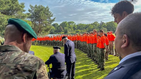 Toekomstige militairen in gesprek met veteranen: 'Oorlog heel anders dan zestig jaar geleden'