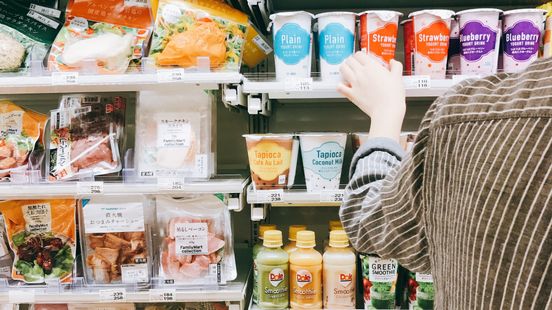 Supermarkt ligt vol met illegale spullen verstopt in schappen
