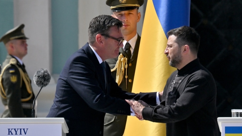 Zelenskyy Marks Independence Day With Call 'To Make Russia Howl'