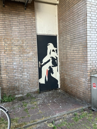 Kunst spontaan ontstaan: indrukwekkende verschijning op deur