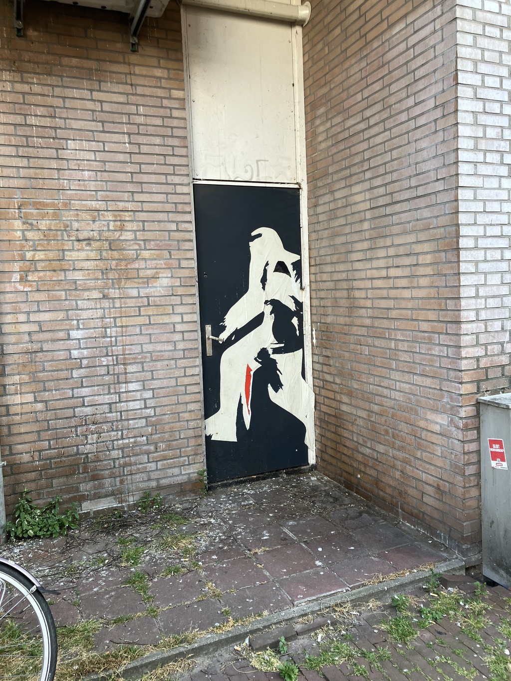 Kunst spontaan ontstaan: indrukwekkende verschijning op deur